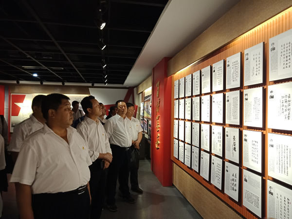 隴運集團公司黨委開展“不忘初心、牢記使命”紀念建黨98周年主題黨日活動