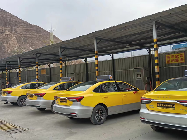 好消息！隴運(yùn)集團(tuán)武都 公交公司新能源汽車充電站對(duì)外開(kāi)放啦